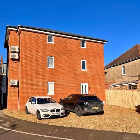 Superb Modern Flat In Northampton, Parking &Ev Daire Dış mekan fotoğraf