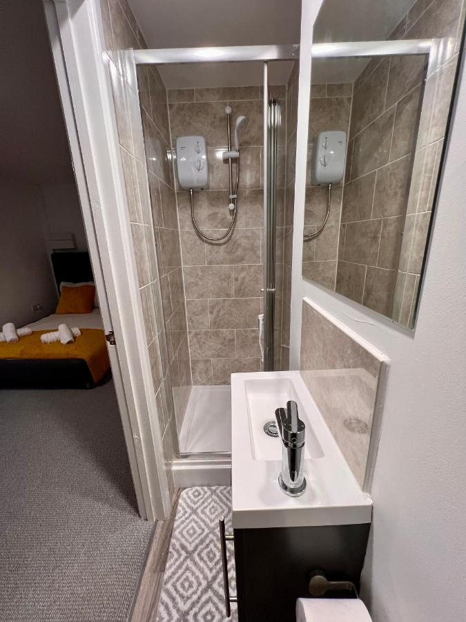 Superb Modern Flat In Northampton, Parking &Ev Daire Dış mekan fotoğraf