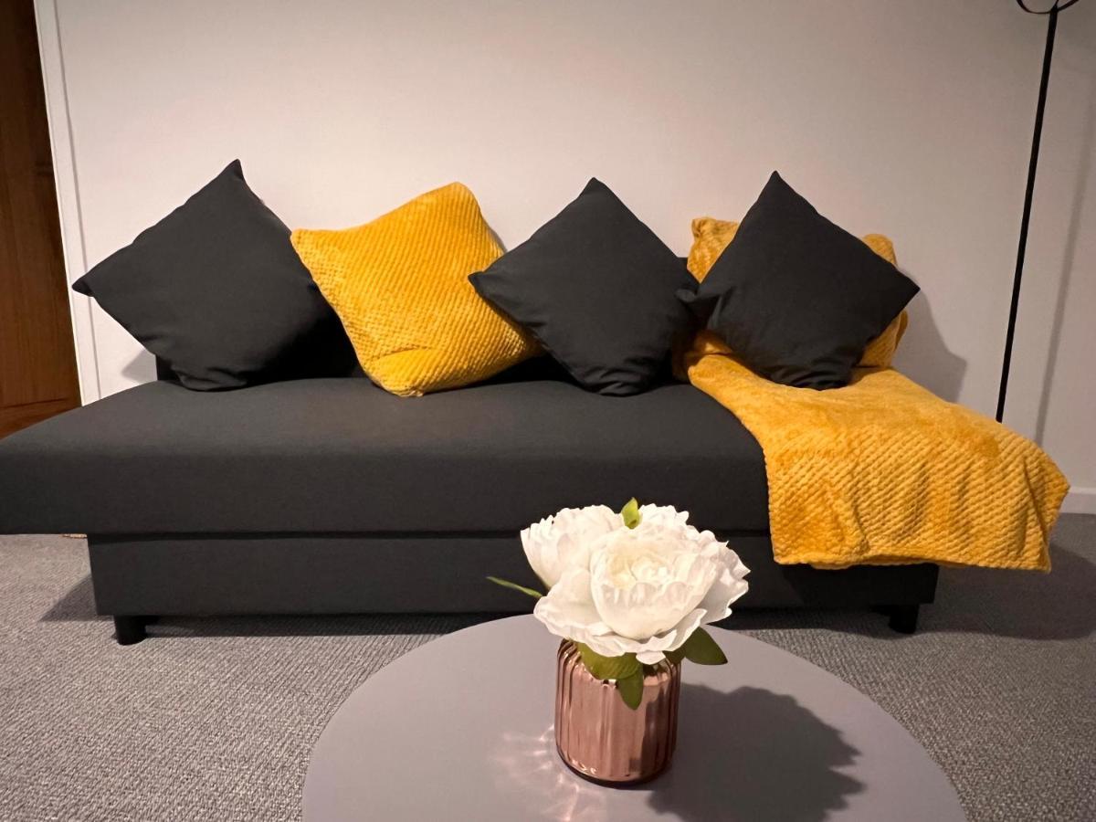 Superb Modern Flat In Northampton, Parking &Ev Daire Dış mekan fotoğraf