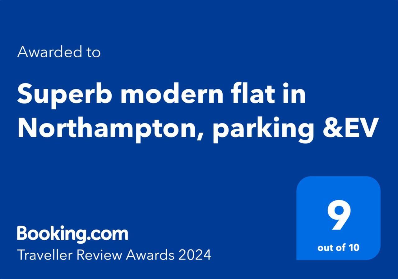 Superb Modern Flat In Northampton, Parking &Ev Daire Oda fotoğraf